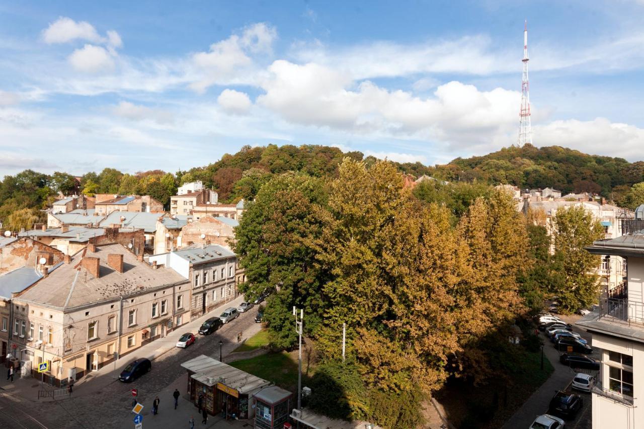 Leogrand Apartments On Khmelnytskoho 11 Lviv Luaran gambar