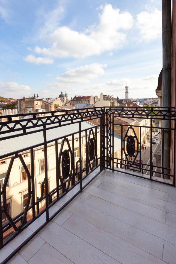 Leogrand Apartments On Khmelnytskoho 11 Lviv Luaran gambar